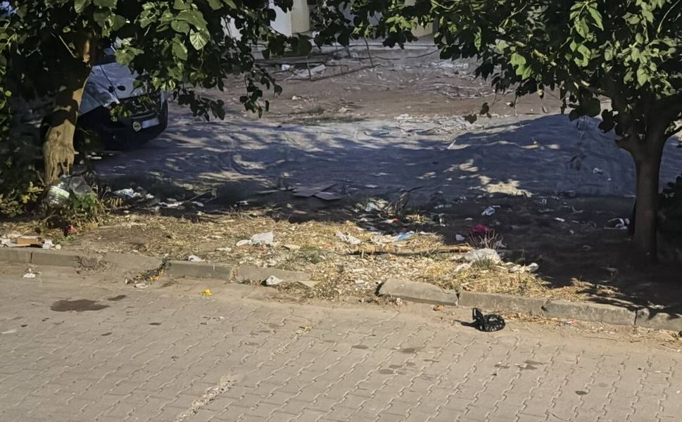 Hantek Kalıcı Konutları’nda Çöp Sorunu Büyüyor
