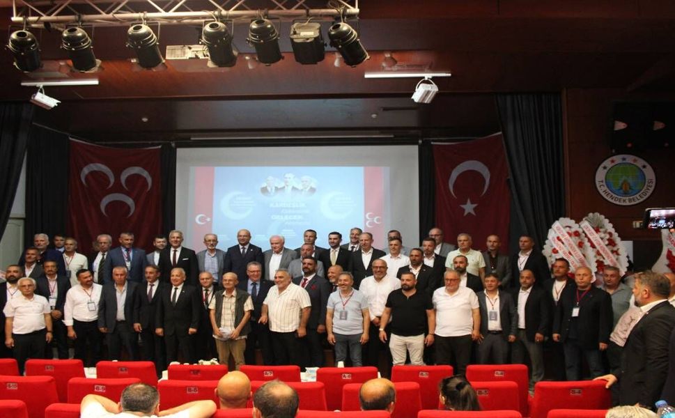 Burhan Namlı Yeniden MHP Hendek İlçe Başkanı Seçildi