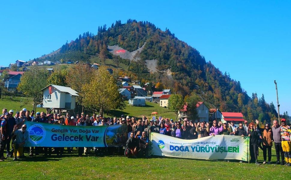Doğaseverler Hendek Dikmen Parkurunda Buluştu