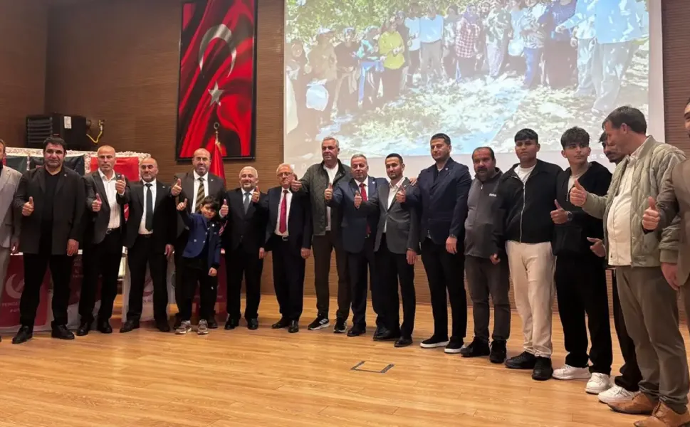 Yeniden Refah Hendek İlçe Divan Toplantısı Gerçekleşti