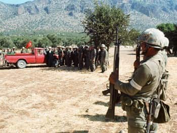 İlkkez Yayınlanan Kıbrıs Barış Harekatı Fotoğrafları