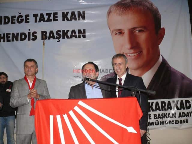 CHP’nin MHP’yi destekleyecek söylemlerine;bu çirkin bir siyaset.”Hiç çok olan az olanı destekler mi?MHP’lilere sesleniyorum bizleri desteklesinler de bu yalan ve talan siyasetine son verelim.Haramzadelerin iktidarını bitirelim” dedi.