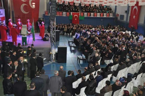 Büyükşehir Belediye Başkan Adayı Orhan Ünver ise, MHP’nin zafere adım adım yaklaştığını söyleyerek, “Herkesin söylediği bir şey var. AKP Belediye Başkan adaylarını değiştirmeye cesaret edemedi. Biliniz ki, yegane korku MHP’dir. MHP gümbür gümbür geliyor.Biz buna yürekten inanıyoruz. Bu milletin bunlardan kurtulma zamanı geldi. Kurtulmanın yolu da sizlerin oylarıdır. Kapı kapı dolaşarak bu defa MHP’ye destek olun diye anlatın” ifadelerini kullandı.