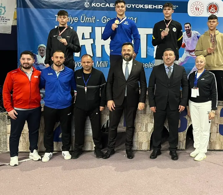 Hendekli Sporcu 70 kg da Türkiye Şampiyonu oldu