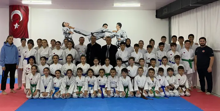 Hendek Karate Kulübüne Ziyaret etti