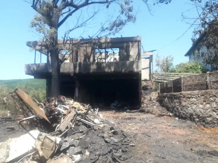 Hendek Aktefek Mahalle Muhtarının Evi Yandı 