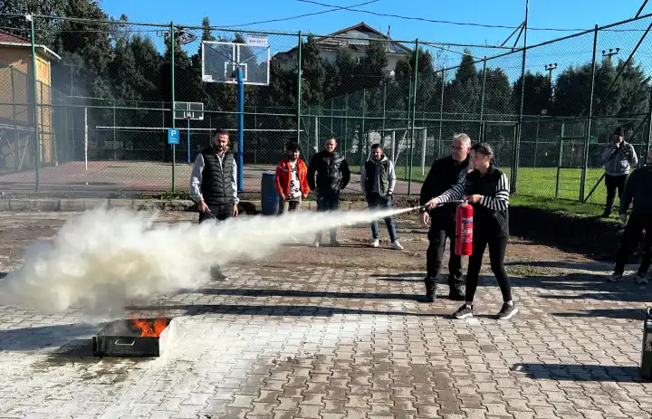Hendek'te "Acil Durum ve Yangın Tatbikatı" Gerçekleştirildi