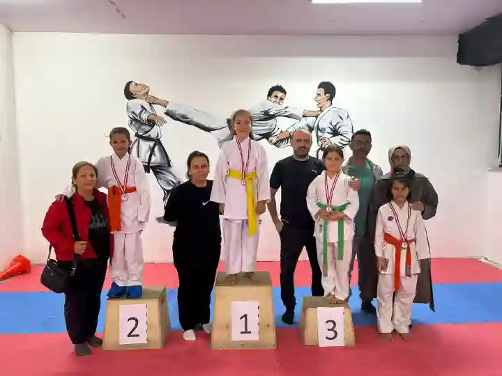 Hendek Karate Spor Kulübü'nden Dostluk Turnuvası