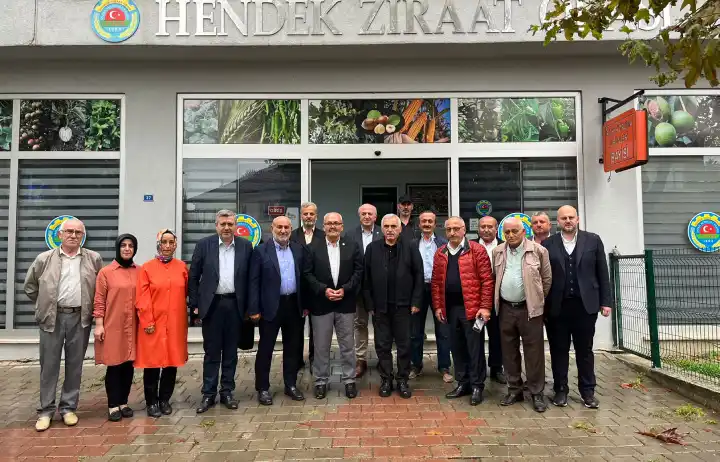 Hendek'te Kahverengi Kokarca böceği toplantısı yapıldı