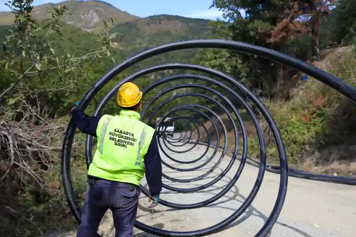 Hendek Kazımiye Mahallesine Yeni İçme Suyu Hattı