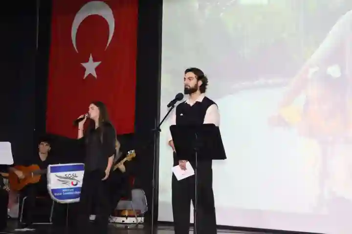 “Direnişten Dirilişe Filistin” temalı şiir dinletisi gerçekleşti