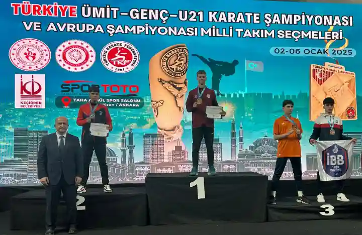 Hendek Karate Spor Kulübü Türkiye Şampiyonasından madalyalarla döndü