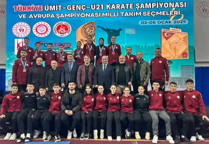 Hendek Karate Spor Kulübü Türkiye Şampiyonasından madalyalarla döndü