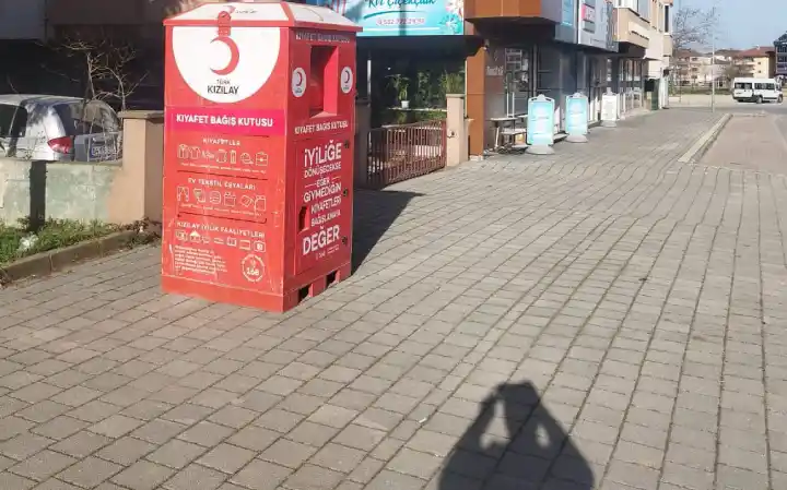 Hendek'te Kızılay’dan Anlamlı Yardım Kampanyası
