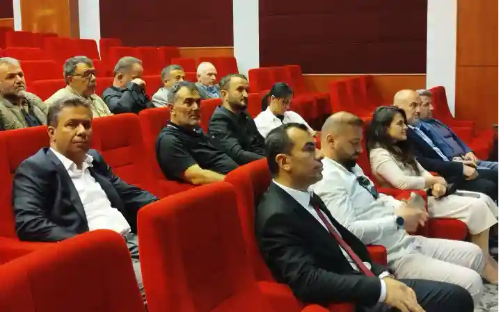 Hendek de "Kurumsal Kapasitenin Güçlendirilmesi" Konferansı Gerçekleştirildi