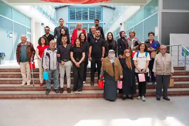 SUBÜ’den Hendek Huzurevinde “Neşe Dolu Anlar”