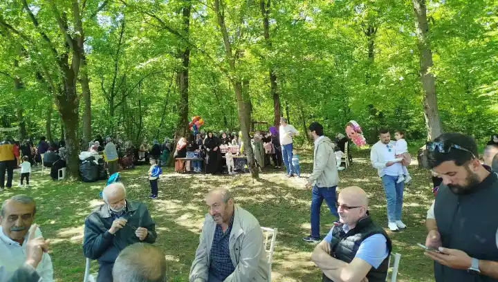 Yukarıçalıca’da Geleneksel "Türbe Cemiyeti" Dualarla Gerçekleştirildi