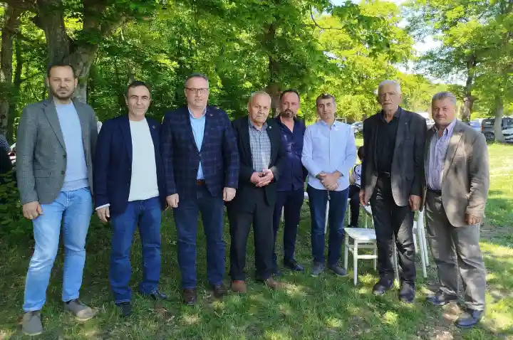 Yukarıçalıca’da Geleneksel "Türbe Cemiyeti" Dualarla Gerçekleştirildi