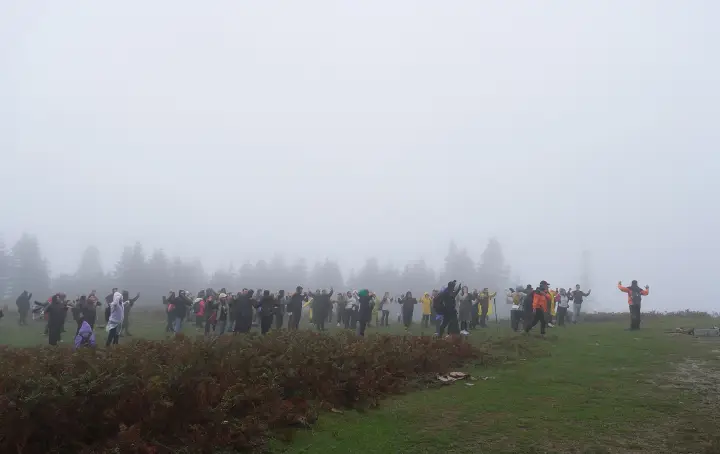 Dikmen Tepesi’nde 16 Kilometrelik Sonbahar Yürüyüşü yaptılar