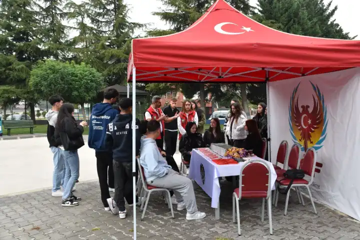 Hendek MYO’da TEM Şube Müdürlüğü bilgilendirmede bulundu