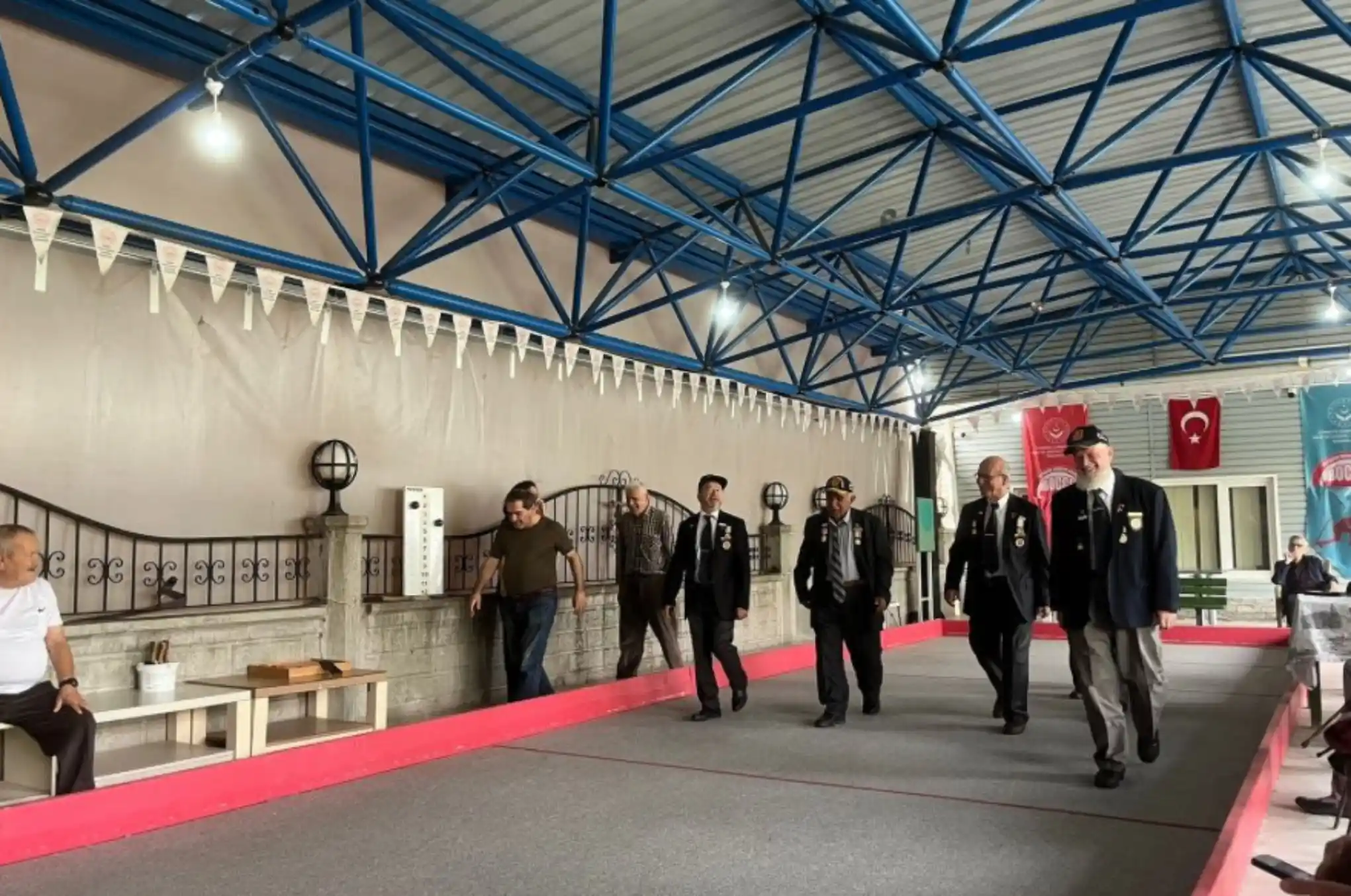 Hendek’te Cumhuriyet Coşkusu Huzurevinde de Yaşandı