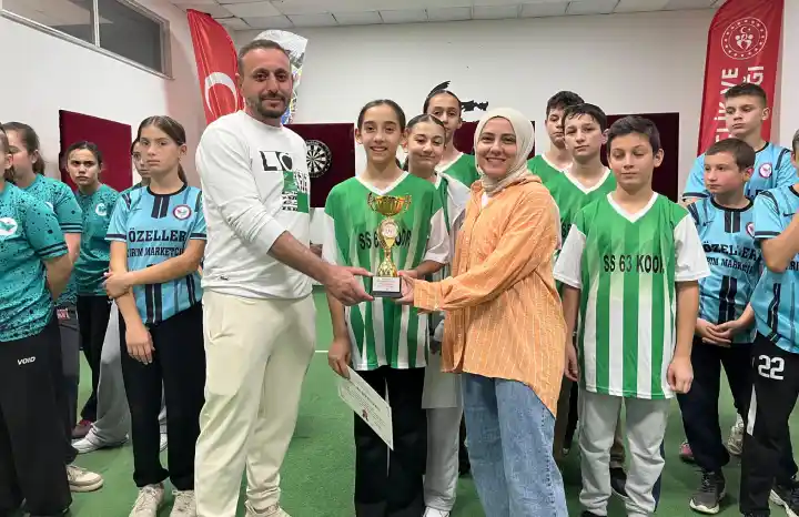 Hendek’te Okul Sporları Dart Müsabakaları Tamamlandı