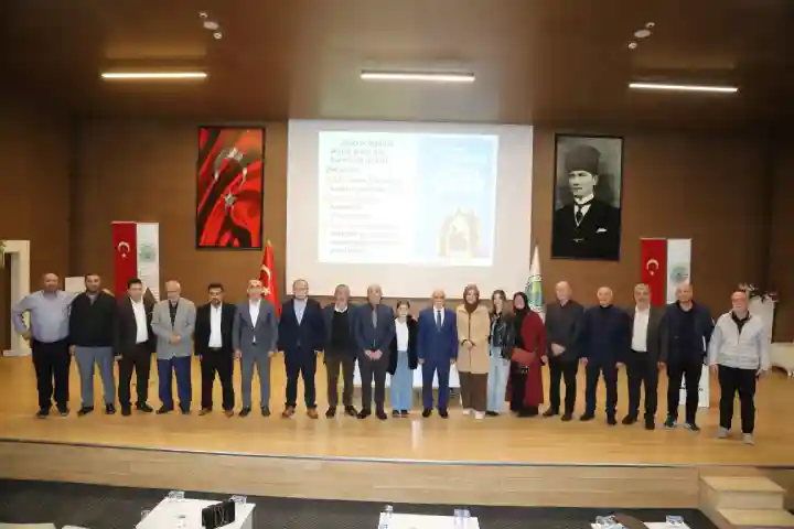 Belediye Hendek'te Aileler Konferansı Düzenledi 2 (1)