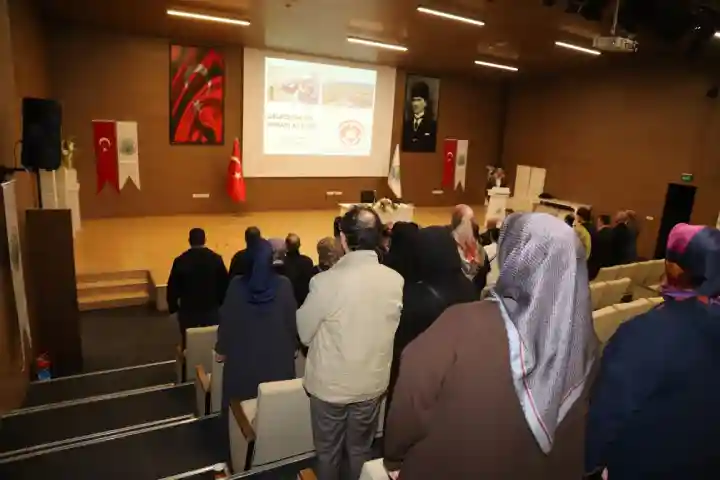 Belediye Hendek'te Aileler Konferansı Düzenledi 4