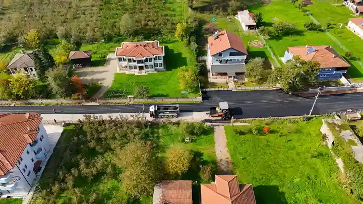 Hendek Hacıkışla’da Asfalt Çalışmaları Sürüyor