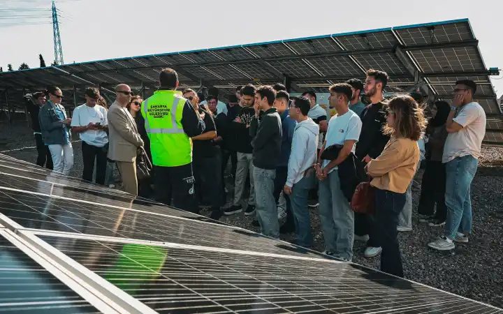 Hendek MYO Öğrencileri Enerji Tesislerini İnceledi
