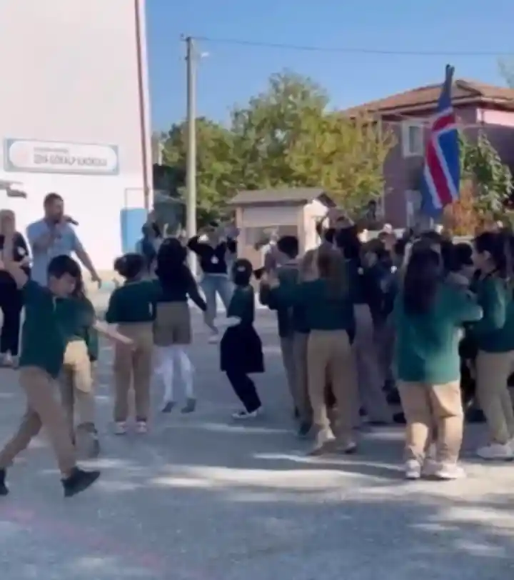 Hendek'te Eğitim Projesiyle Uluslararası Buluşma Gerçekleşti