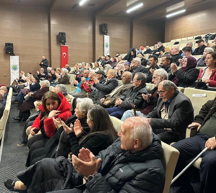 Alimoğlu Anma Gecesi: Sanat, Vefâ ve Duygu Dolu Unutulmaz Bir Buluşma Yaşandı