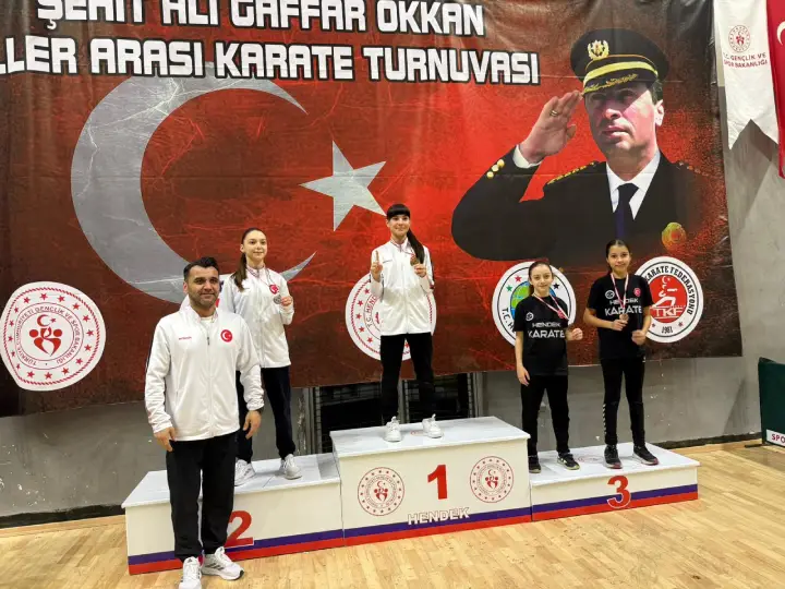 Hendek, karate branşında bir kez daha adından söz ettirdi.