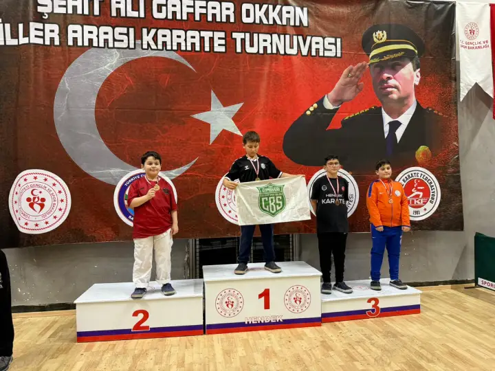 Hendek, karate branşında bir kez daha adından söz ettirdi.