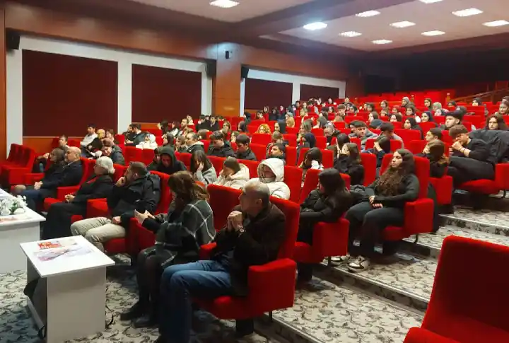 Çocukluk Çağı Kanserlerinde Umut Ve Dayanışma Mesajı 7