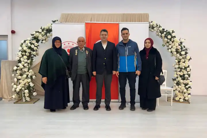 Hendek'te Yılın İlk İftarı Şehit Aileleri ve Gaziler Onuruna Verildi