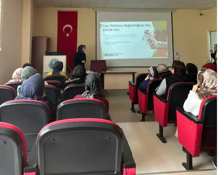 Hendek de şiddet ve istismar konusunda bilgilendirme yapıldı.