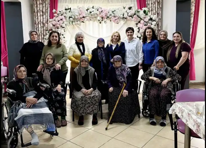 Hendek’te Yaşlılara Vefa Etkinliği Duygulandırdı 6