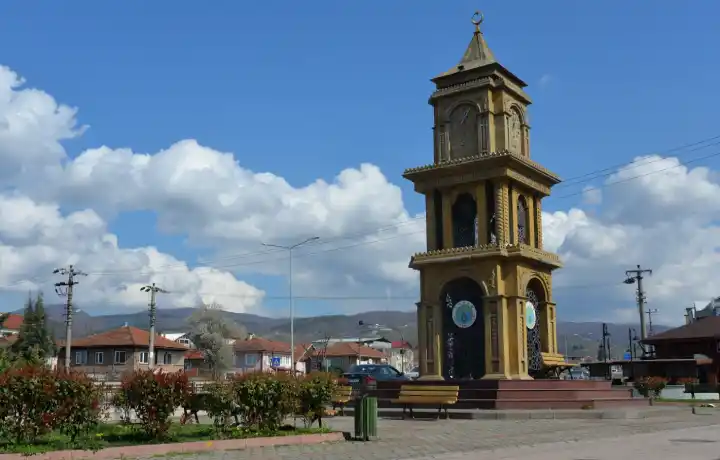 Hendek’e Raylı Ulaşım Geliyor