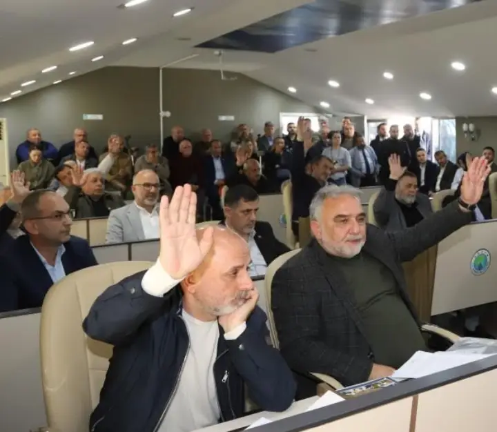 Hendek Meclisi Yapildi 3