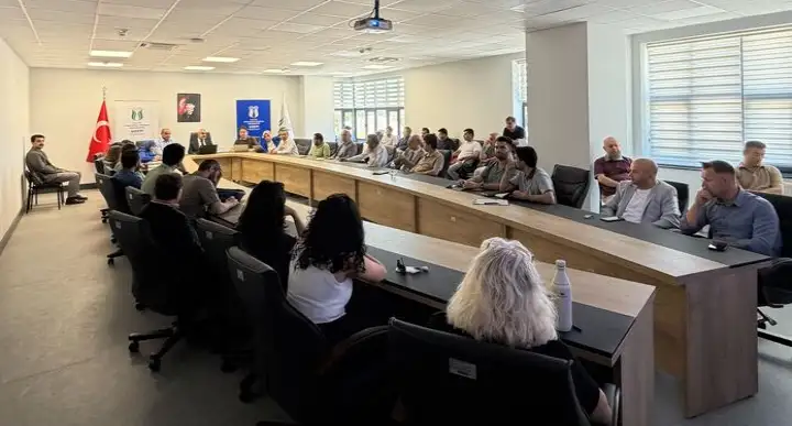 Hendek MYO’da Yapay Zekâ Destekli Eğitim Programı Gerçekleştirildi