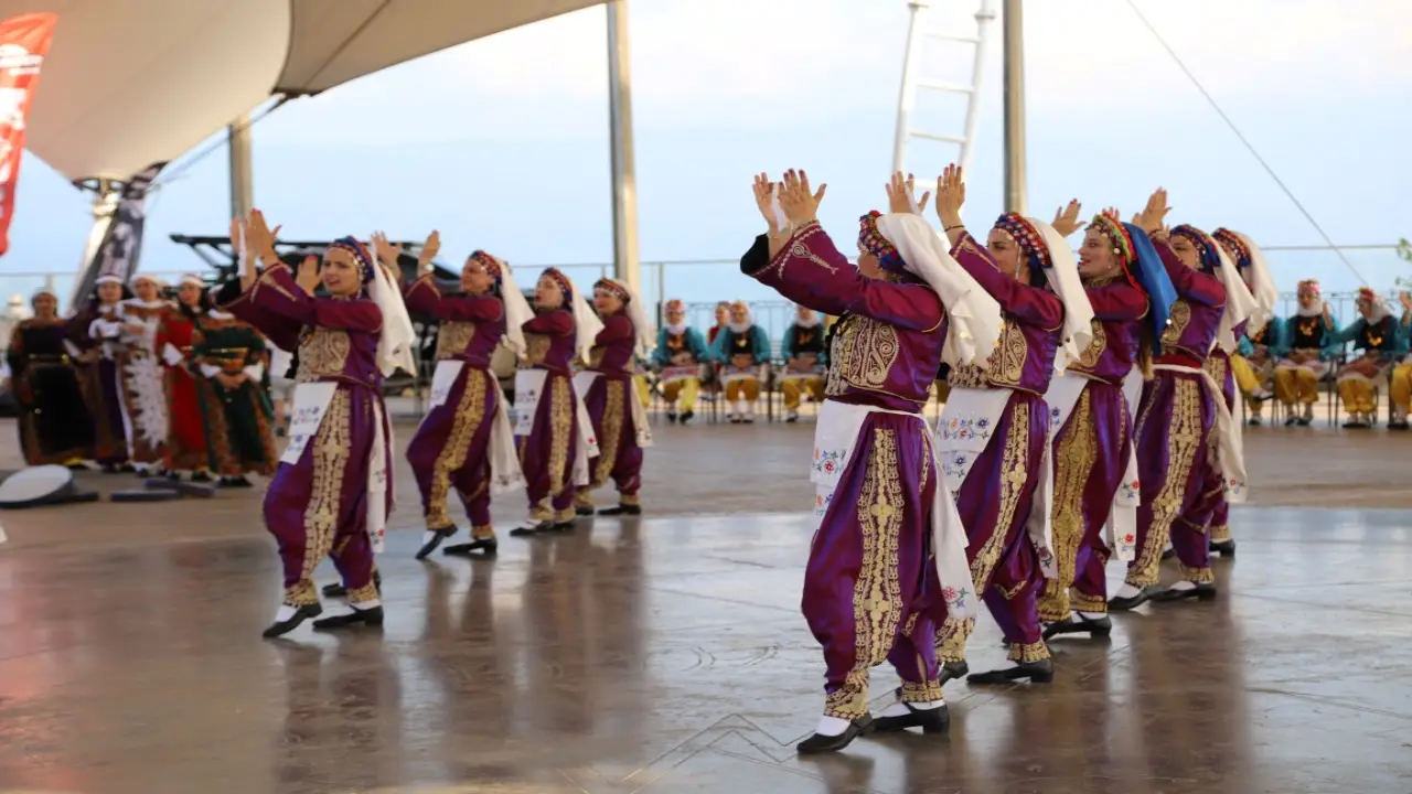 Sakarya Maarif Halk Oyunlari Toplulugu