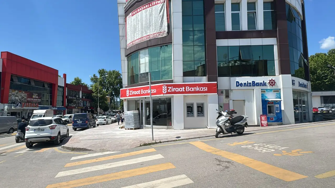 Ziraat Bankasi Hendek Yeni Hizmet Binasi