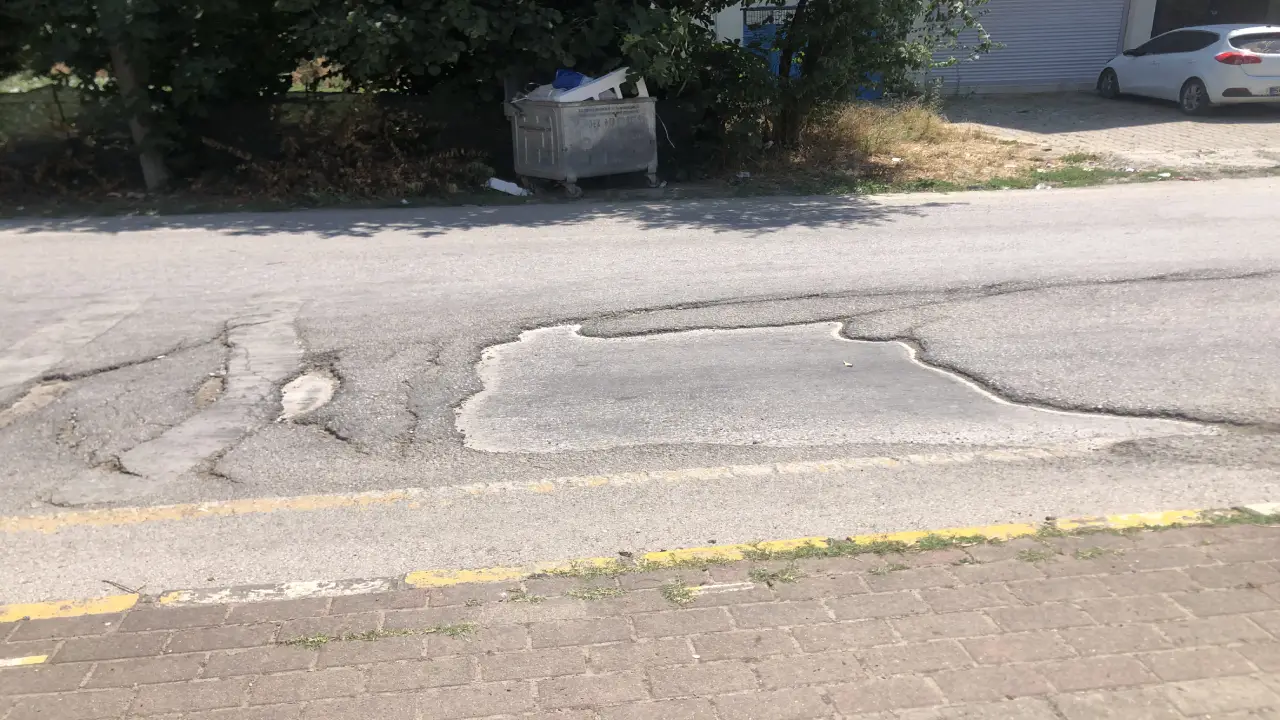 bayraktepe-yolu-çukur-yol