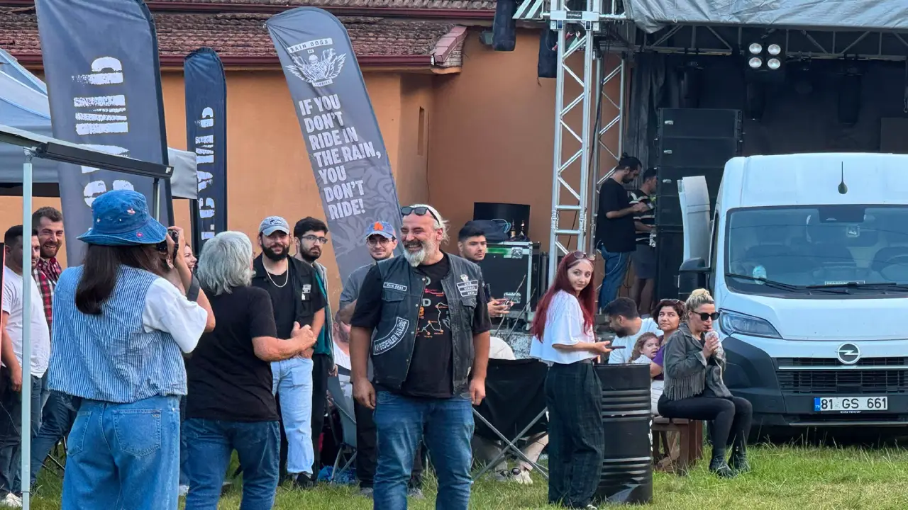 Rain Dogs Kk Motosiklet Kulubu Hendek