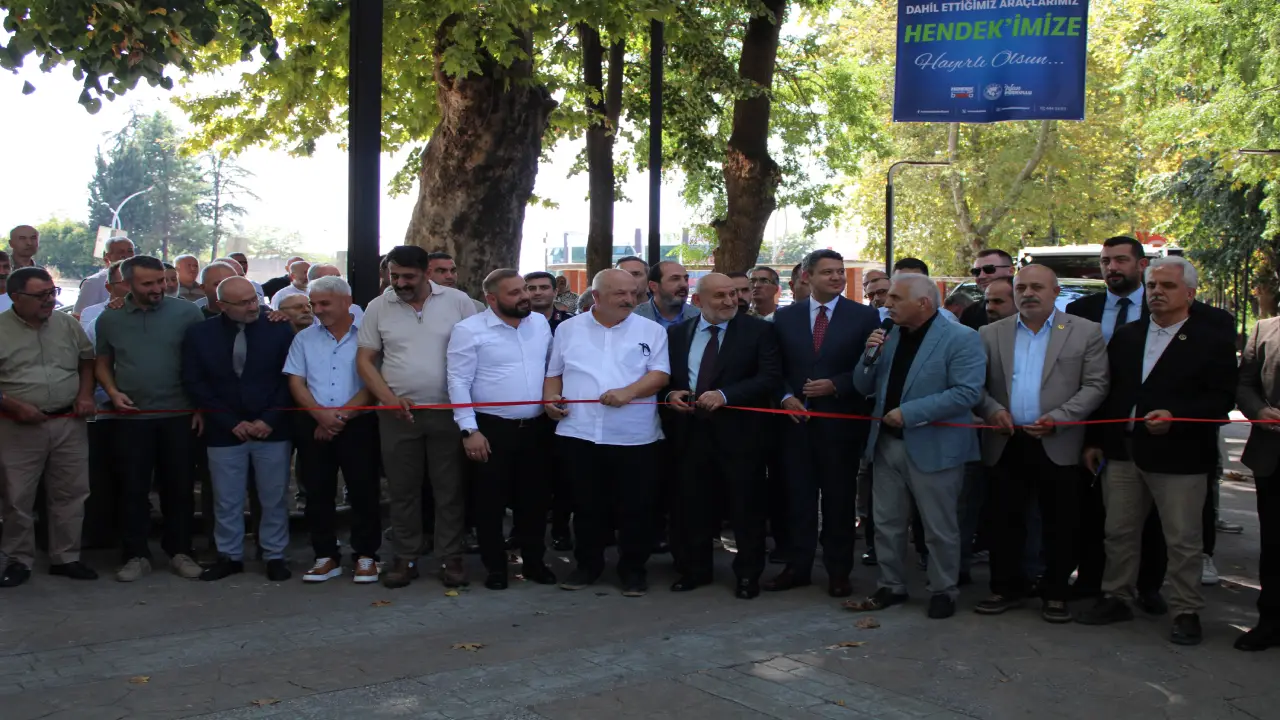 Hendek Belediyesi Filosuna 8 Yeni Araç Daha Ekledi