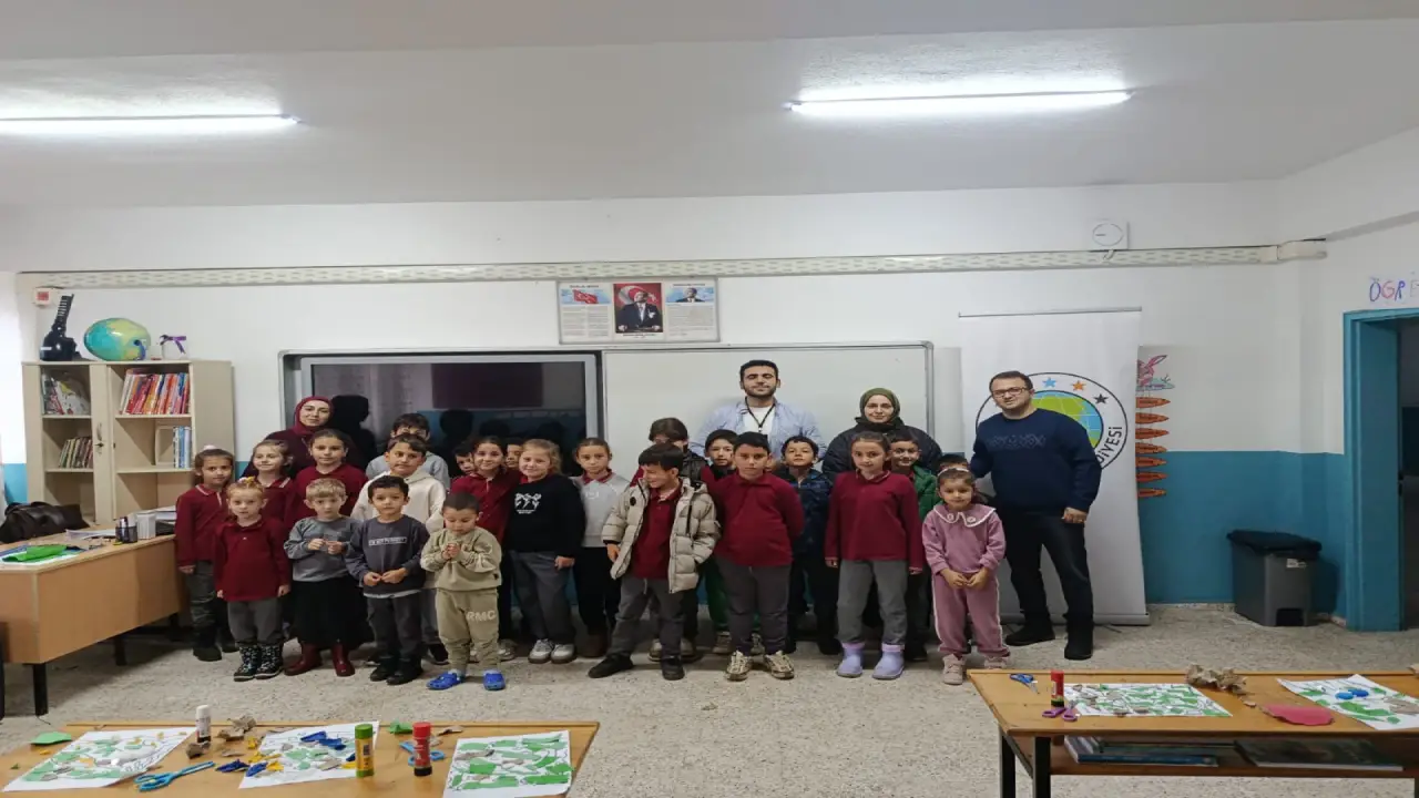 Hendek Belediyesi Sau Altin Adimlar Geri Donusum Atolyesi