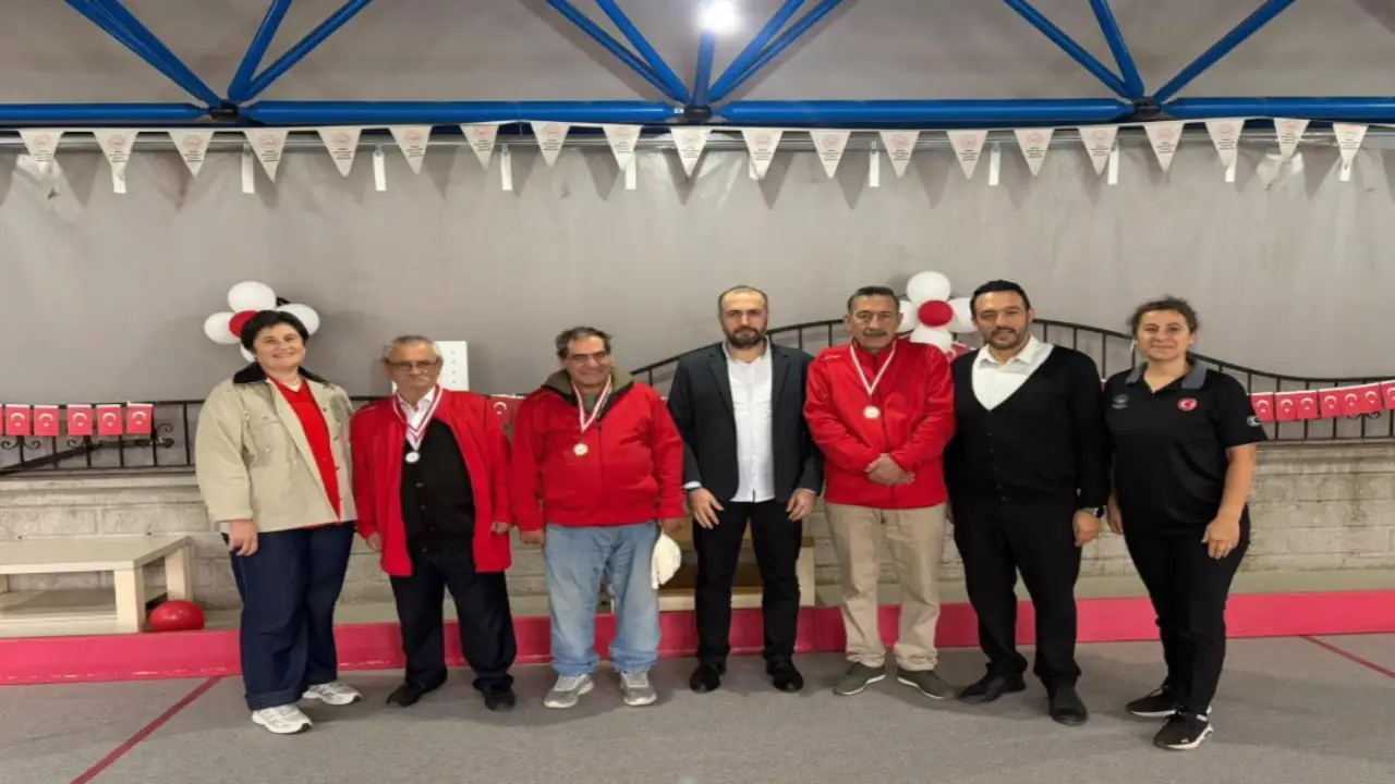 Hendek Melek Nisanci Huzurevi 29 Ekim Kutlamasi 1