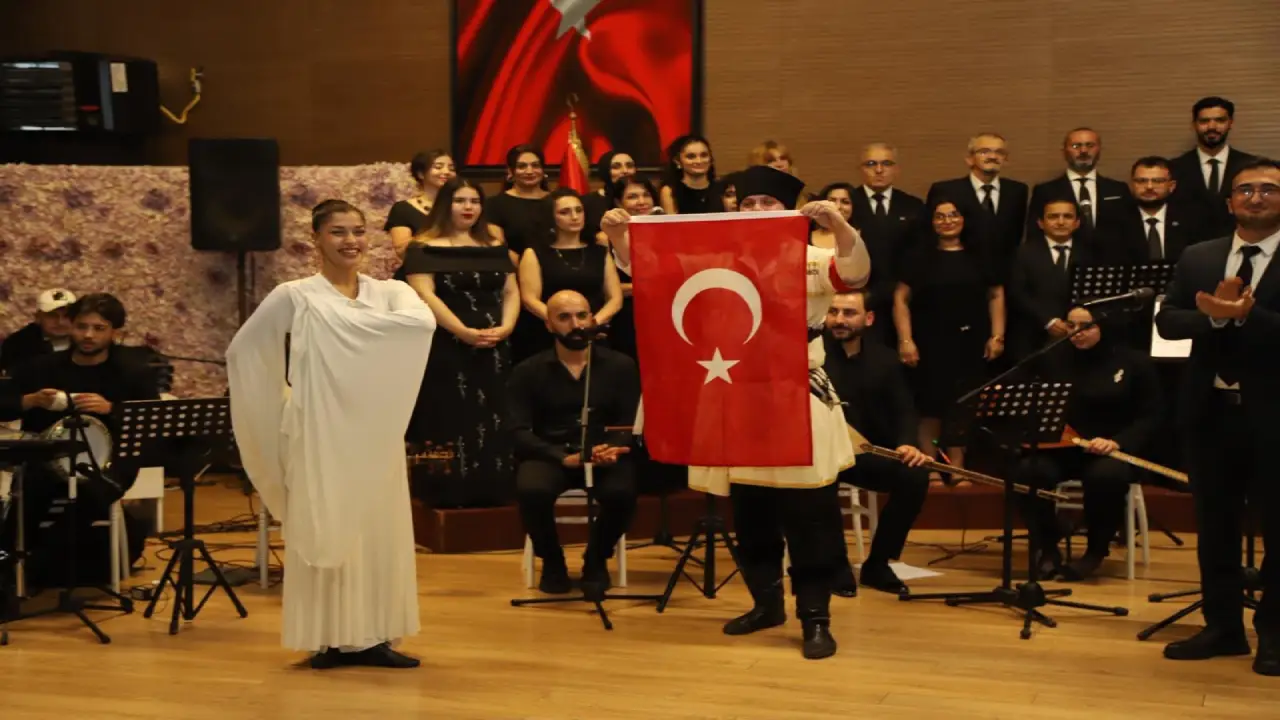 Sakarya Turk Halk Muzigi Kent Toplulugu Hendek